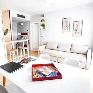 Apartment Torre Triana, Parking Free Gratis!, Sevilla
